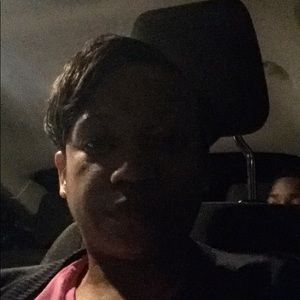 Meet your Posher, Clarissa